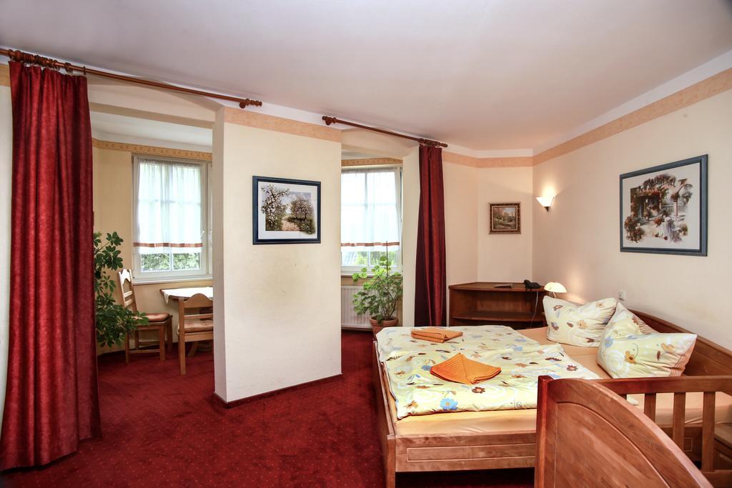 Hotel Haus Belger Großziethen Exteriér fotografie